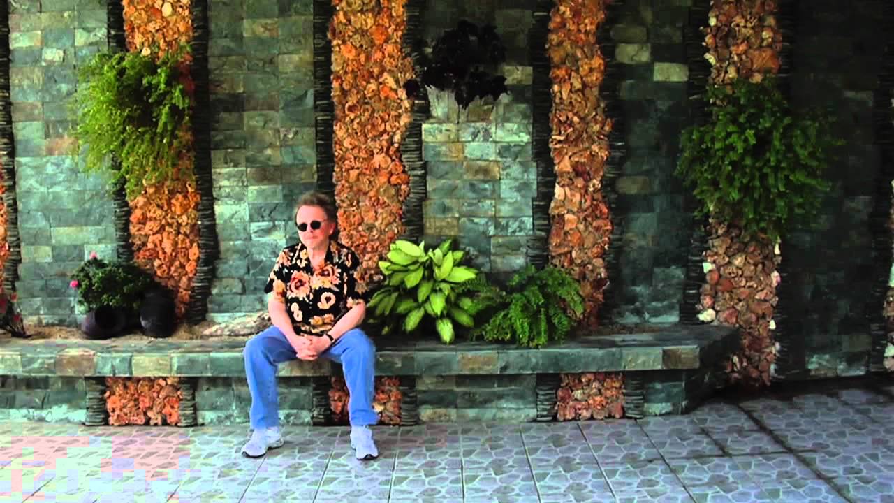 Paul Williams: Still Alive trailer
