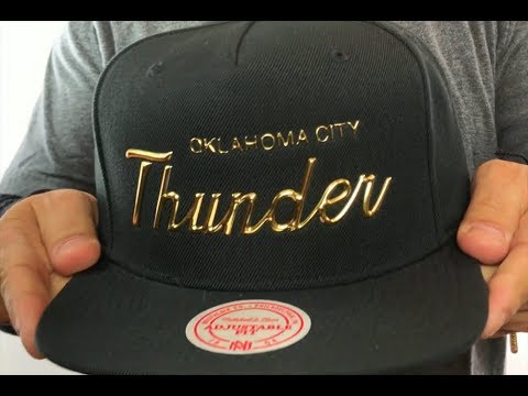 Oklahoma City Thunder LIQUID METALLIC SCRIPT SNAPBACK Black-Gold