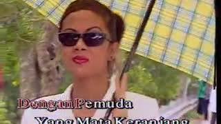 Rafeah Buang Kaca Mata