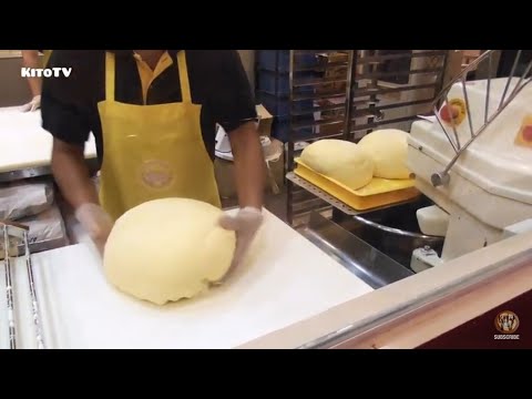 how-big-apple-donuts-making-the-soft,-tasty,-creamy-and-yummy-donuts