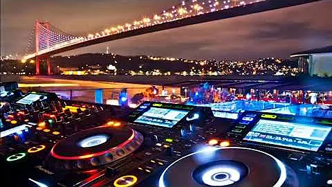 DJ CESUR AÇIL & MOOMBAHTON SUMMER DANCE MUSIC LIVE SET 2020