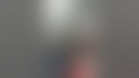 يعلم بنت تسوق ويشفشفها 