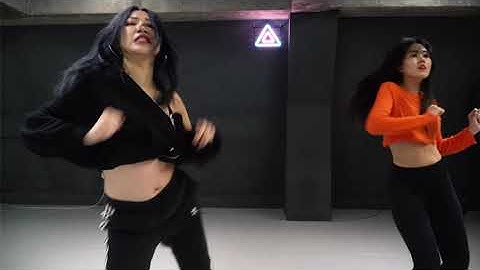 Thumbnail of Ash B 애쉬비 - BOOTY Feat Mckdaddy | JINA Girlish Class