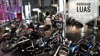 Parkir Moge di Senayan City - Night Riding Keliling Jakarta #motovlog