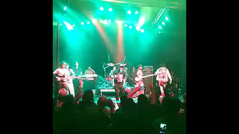 Barrington Levy performs Black Roses