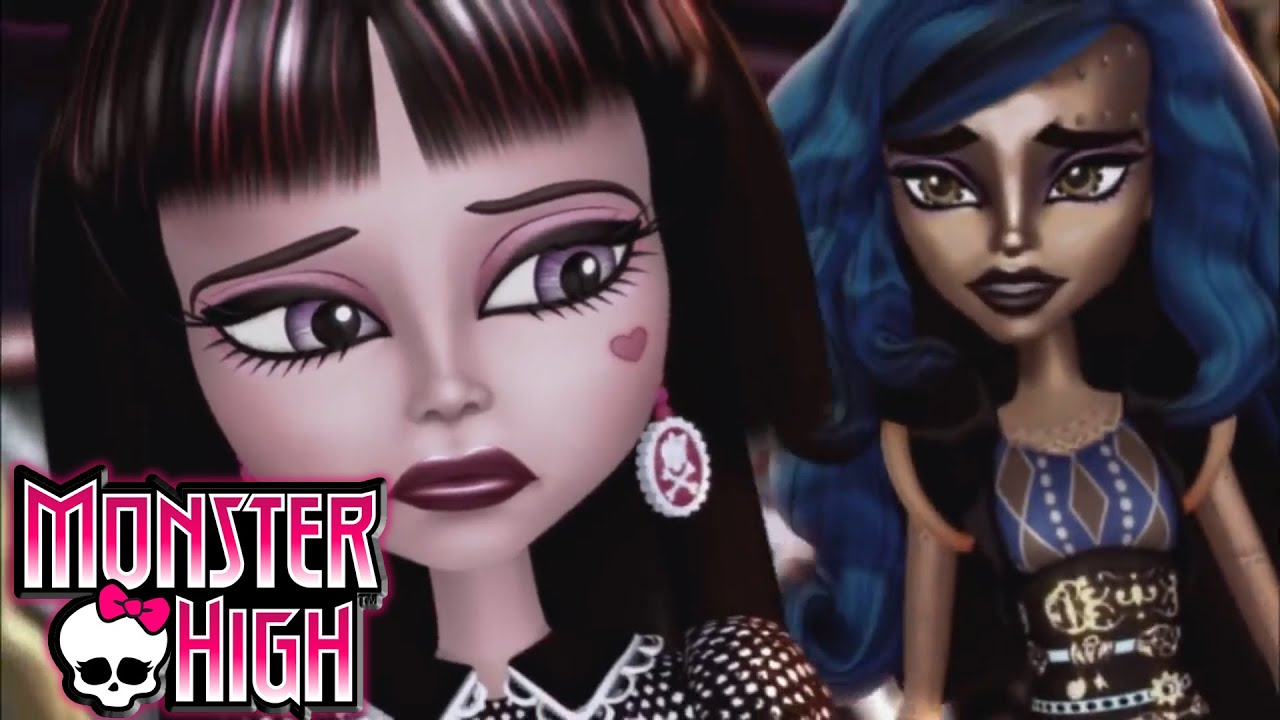 Monster High: Monstruos! Camara! Accion! La reseña! - YouTube