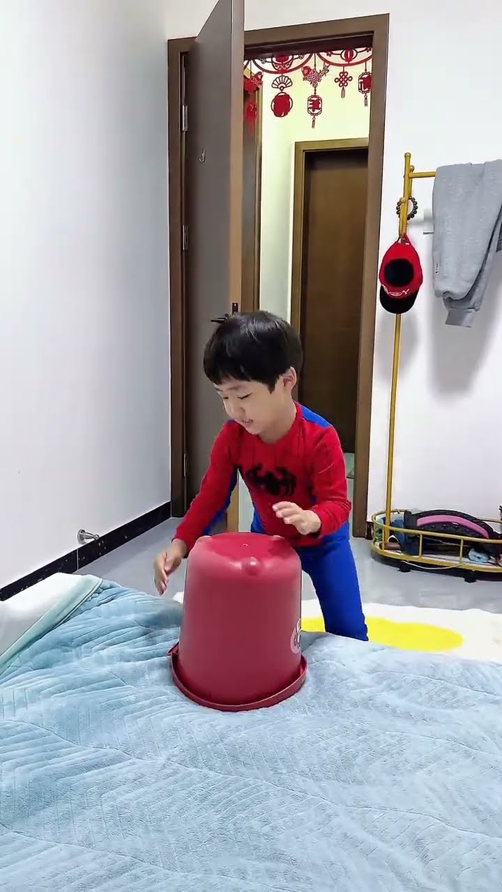 贪小便宜吃大亏！#Cute baby#Cute#呆萌小米宝#聪明宝宝#萌娃