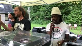 Tjotjo Soundsystem ft priti pangi  - You Wrong (king general) & Dubwise @ outdoor session ''100722