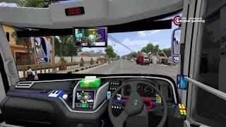 The craziest BUSSID driver having a fun chat on the bus! | Bus Simulator Indonesia screenshot 2