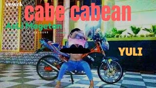 MAGETAN HOT, Foto Cewek Cabe Cabean Di Depan Masjid Agung.