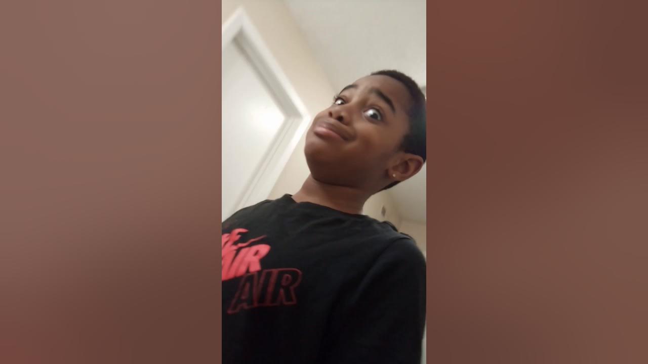 Spraying air freshener into my eyes!!! (do not try this) YouTube