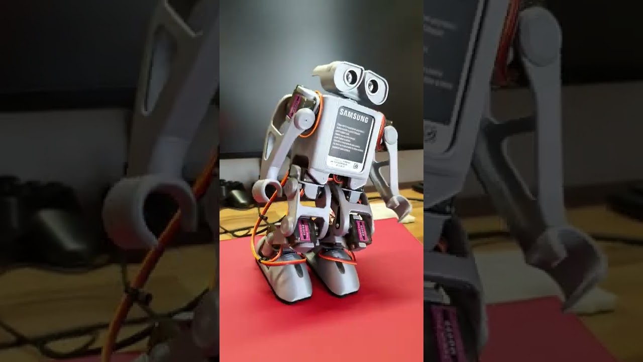 Biped robot V2 automatic balancing
