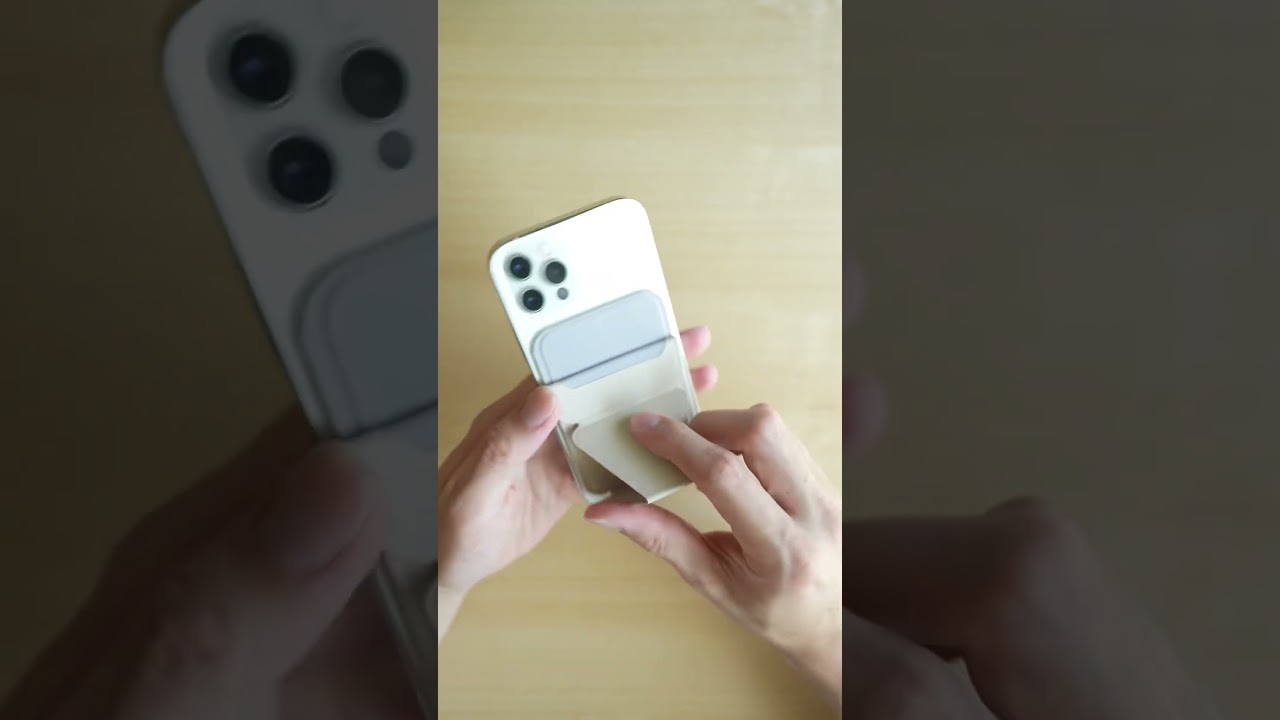 The BEST minimalist Christmas gift: a cute phone stand that doubles as a wallet!