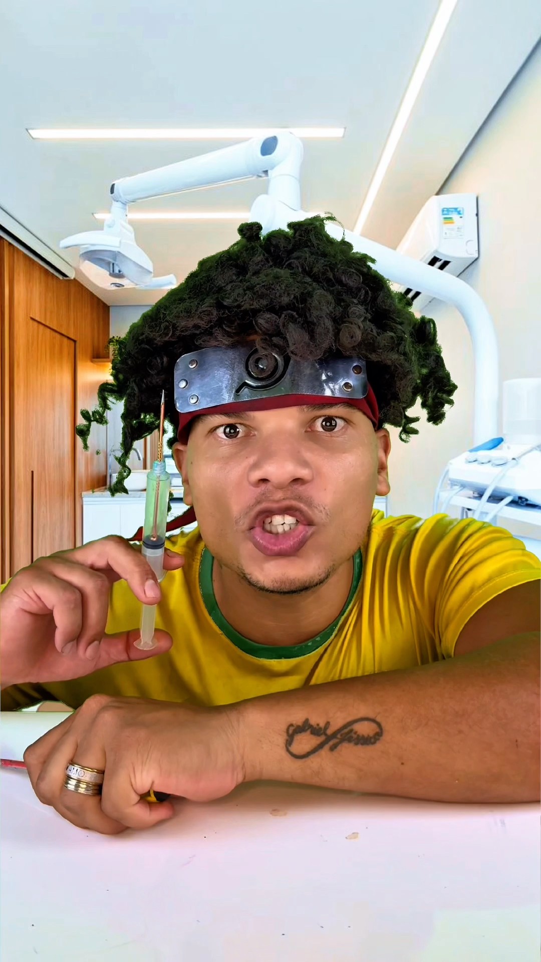 O BIEL LIMPOU OS DENTES DO DOUTOR ESTRANHO #humor #asmr