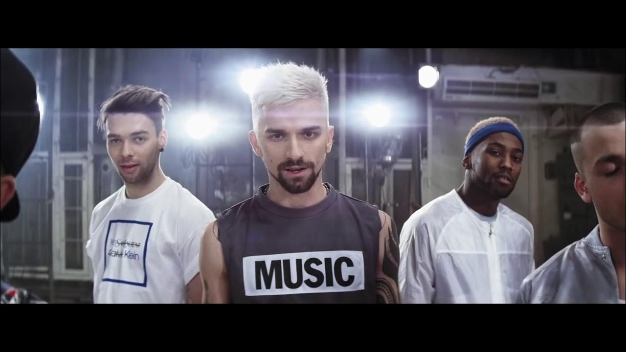 Quest pistols девочка. Quest pistols show monatik. Группа квест пистолс шоу. Quest pistols show мокрая. Quest pistols девочка.