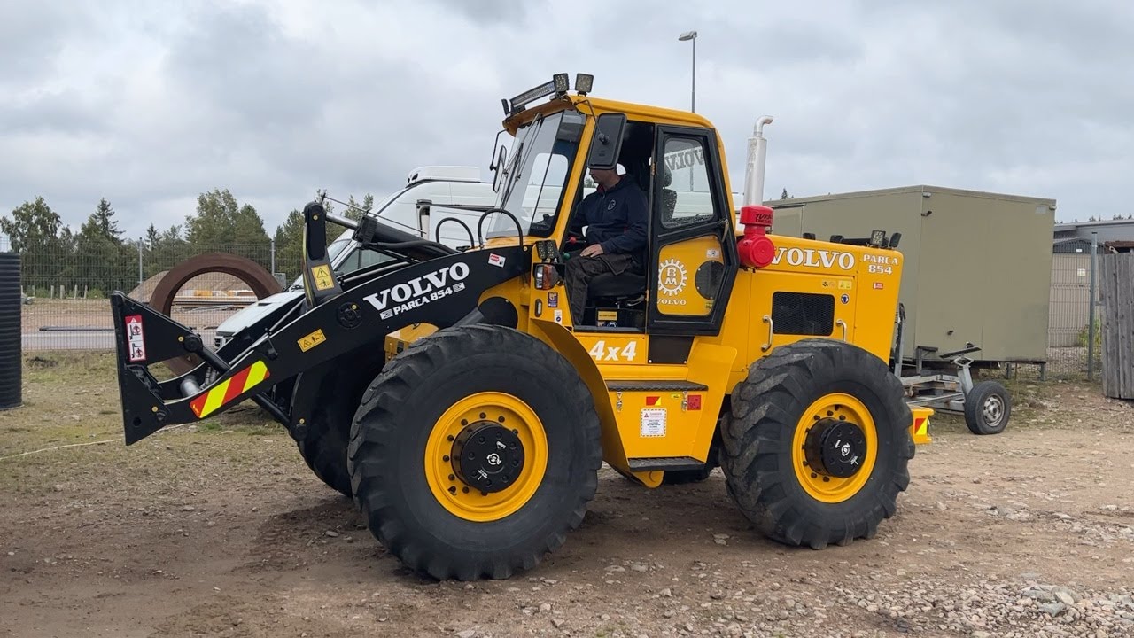 Köp Hjullastare Volvo Parca 854 Totalrenoverad på Klaravik