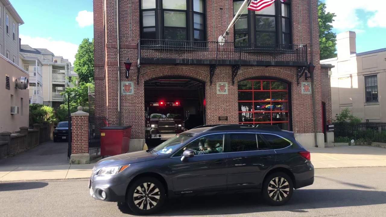 Boston Fire Engine 51 Responding - YouTube