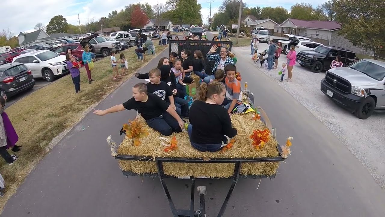 Sparta fall parade short Sparta choir float YouTube