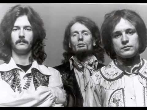 Cream - Badge