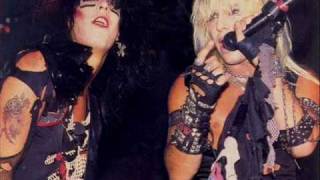 Motley Crue  Too Young To Fall In Love  1984 Boston