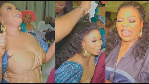 Omo Banke & Others Rain Money On Wumi Toriola, BimboThomas As They Show Off Their Dance Moves.