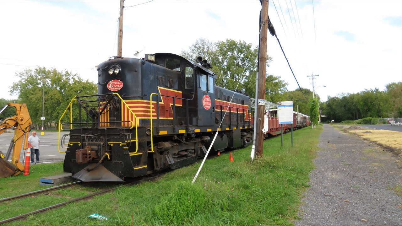 Riding the Catskill Mountain Railroad scenic train ride in Kingston NY