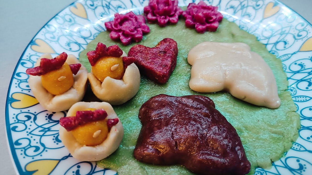 Len dve suroviny na veľkonočný marcipán dekorácia zajačik, kuriatko...