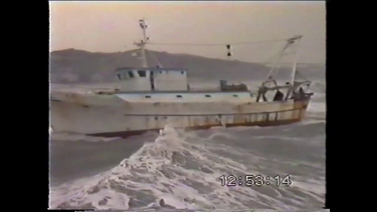 MARE IN BURRASCA 1995 PORTO GIULIANOVA