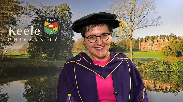 Honorary Graduate, Lynn Saunders OBE
