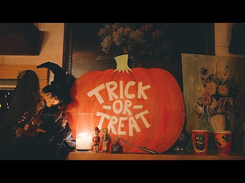 Vintage Halloween Home