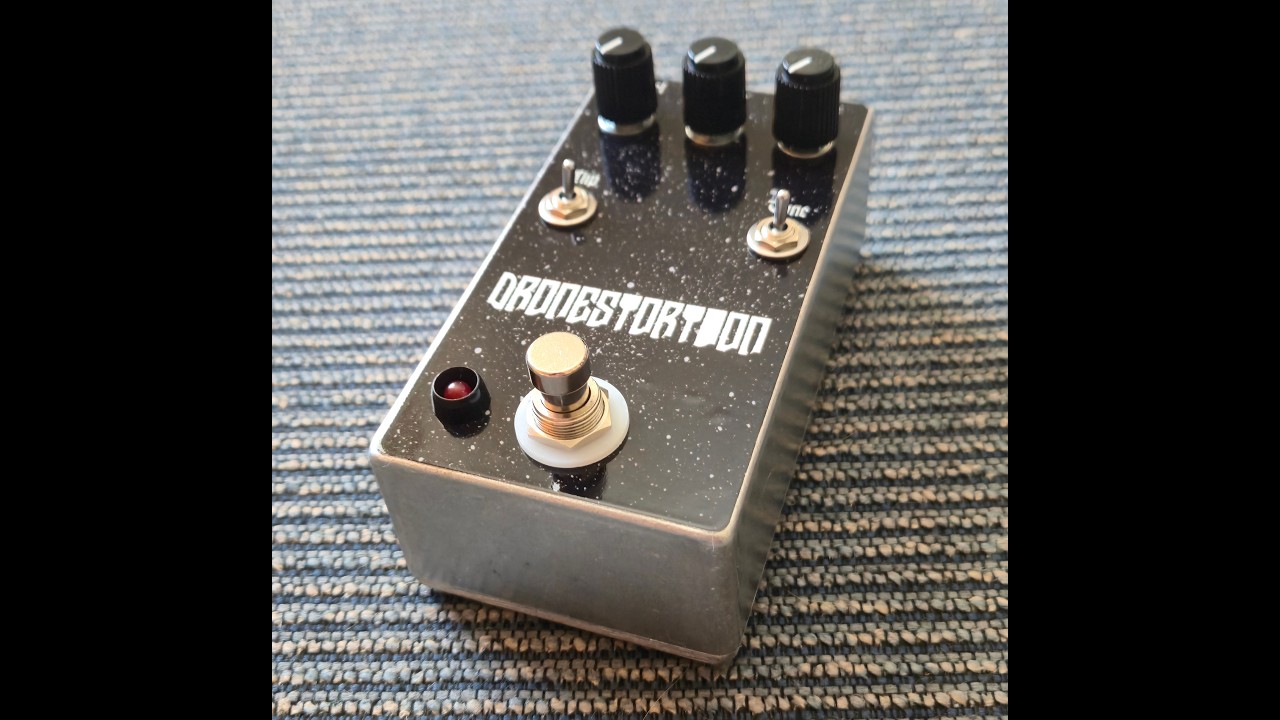Fuzzhead FX Series - 03 - Dronestortion - YouTube