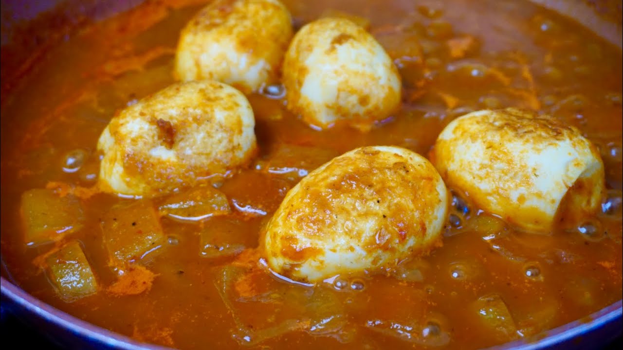 RECETA MUY ECONÓMICA PERO SABROSA, para cualquier hora del día! Huevos con papas, en una salsa rica.