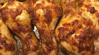 Chicken drumsticks with tomato sauce and Italian herbs