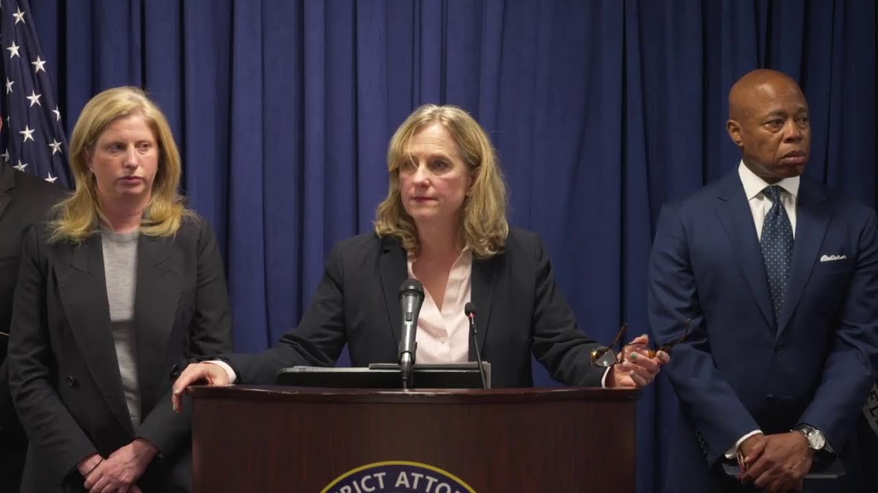 Police Commissioner Tisch, Mayor Adams and Queens DA Katz make a public safety announcement