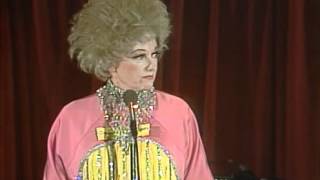 Phyllis Diller - Fat Jokes 1977 ( Stand Up )