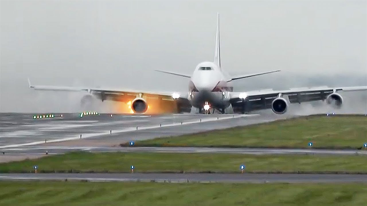 747 Landing Goes Wrong