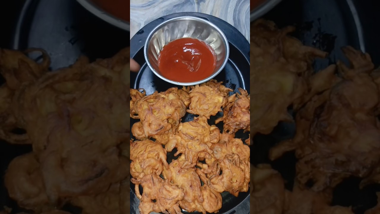 Ramadan ka chand 🌙 | Crispy Kanda Bhajiya | Perfect Iftar Snack.🤗✨