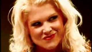 Monday Night Raw Opening 2007 Papa Roach-To Be Loved