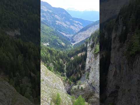 Switzerland, Valais 🇨🇭 / Suisse, Valais / Швейцария, Вале #shorts #short #live #nature #relaxing