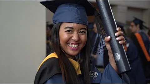 Rice University students graduate at the December Convocation Ceremony