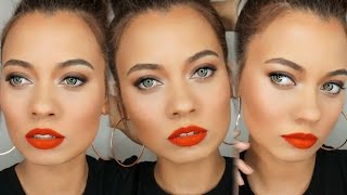 MODEL OFF DUTY RED LIP!