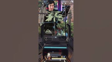 HOW did I survive this fight in Apex Legends? #shorts