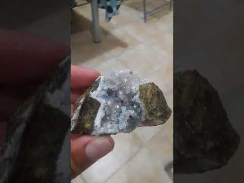 Analcime crystals_Cyprus