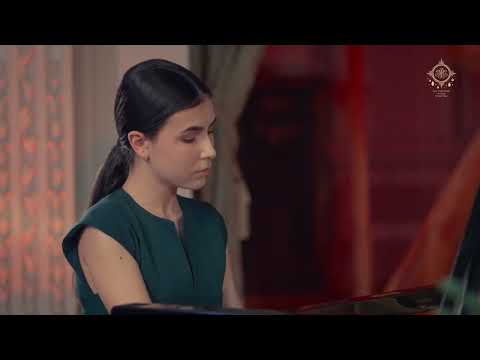 Видео: Frederic Chopin, Waltz in A flat major Op.34 No.1, Alexandra Dovgan