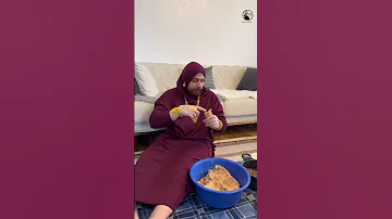 طريقة استخدام ماكينة الكبة عند أمي اكسبلور كوميديات ترند النظافه سامح بعاج امي 