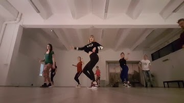 Salsa fusion class by Natasha