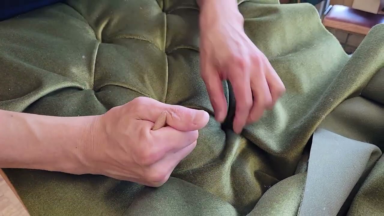 オットマン ボタン締め ウレタン ダニエルオリジナル ブーツソファ