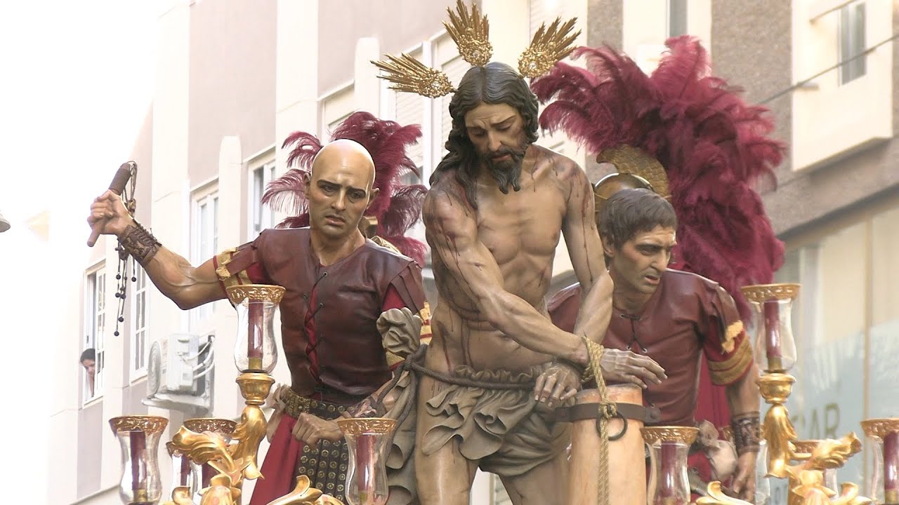 Multitudinaria salida extraordinaria de Jesús de la Flagelación por su centenario