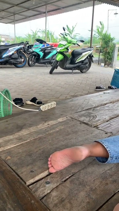 Ngopi Santuy Di Desa Kandangan Prigen ,Video Mentahan Buat Prank Temen Atau Bahan edit Story Mu ||