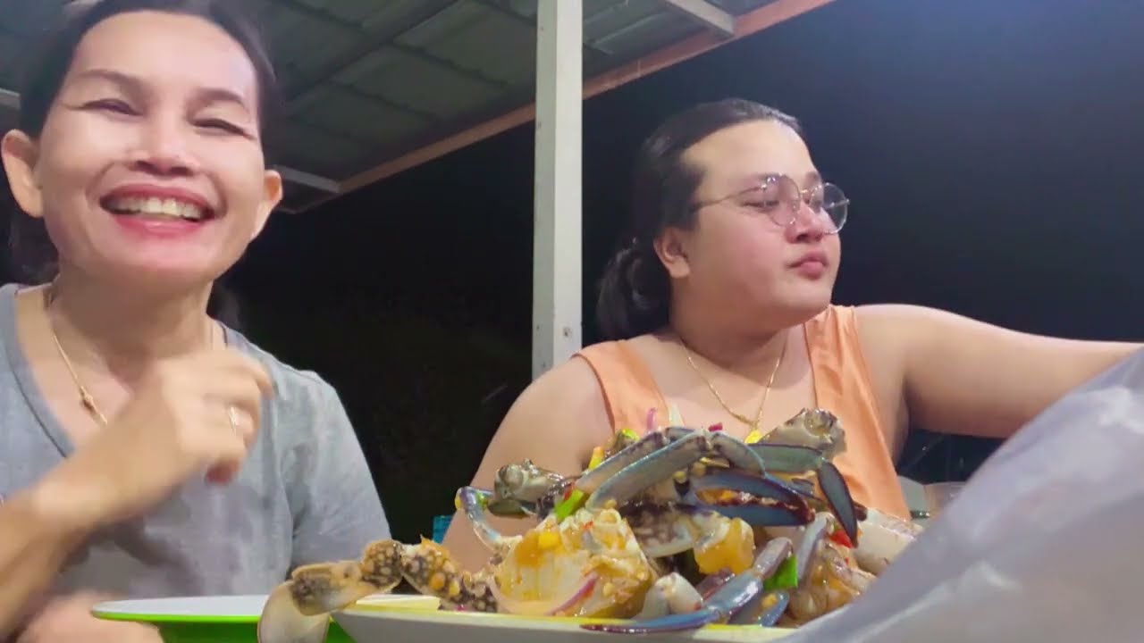 กินข้าวกับแม่เย็น จั๊กจั่นดาวไพร ที่นาบ้านตอง444